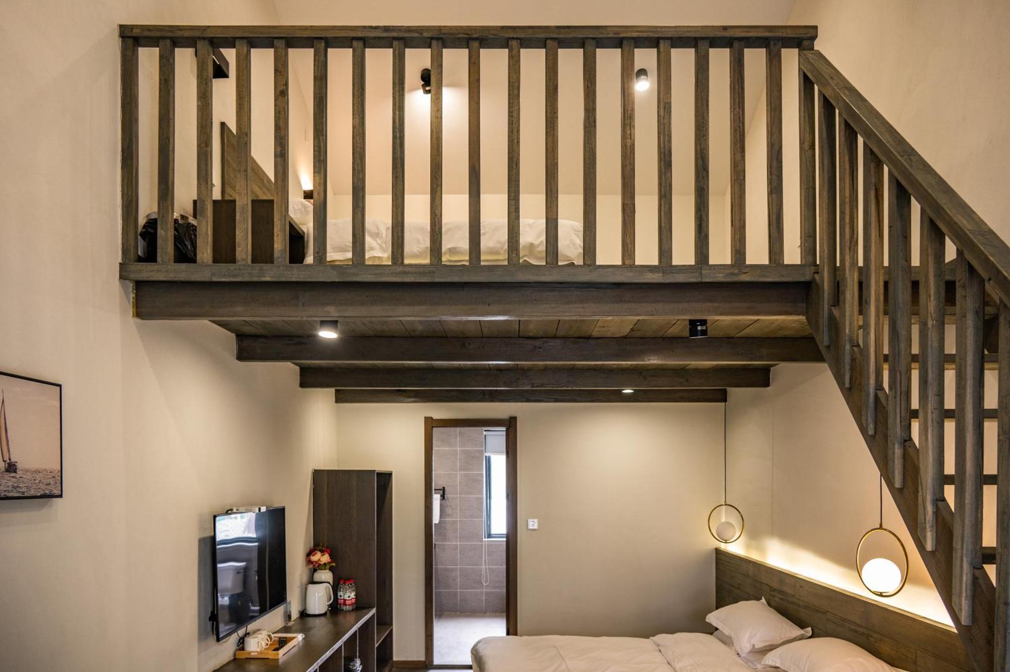 Tingjian Musu Private Soup Design Homestay - South Gate Of Wuzhen Xizha Scenic Area Tongxiang Bagian luar foto