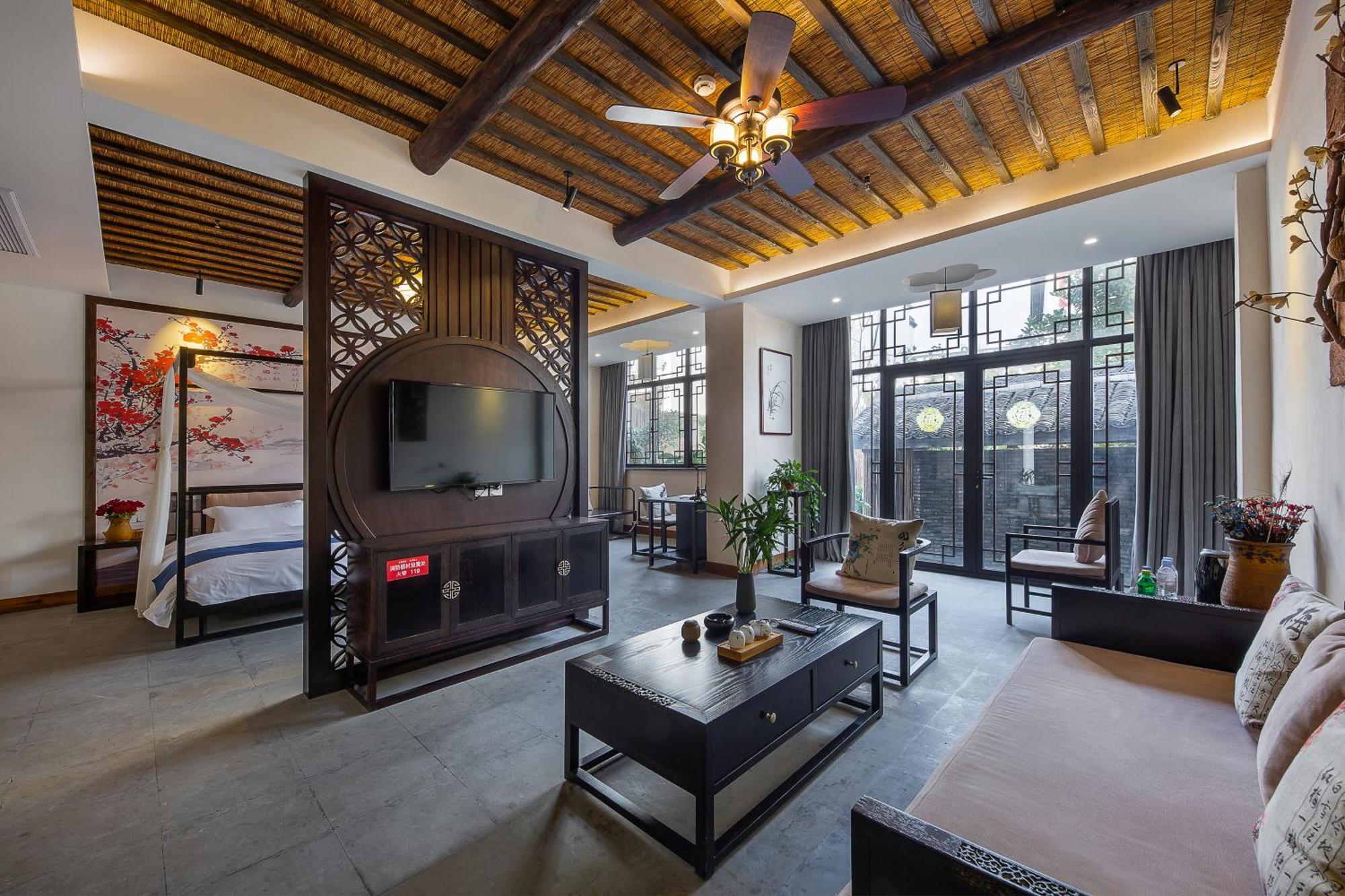 Tingjian Musu Private Soup Design Homestay - South Gate Of Wuzhen Xizha Scenic Area Tongxiang Bagian luar foto