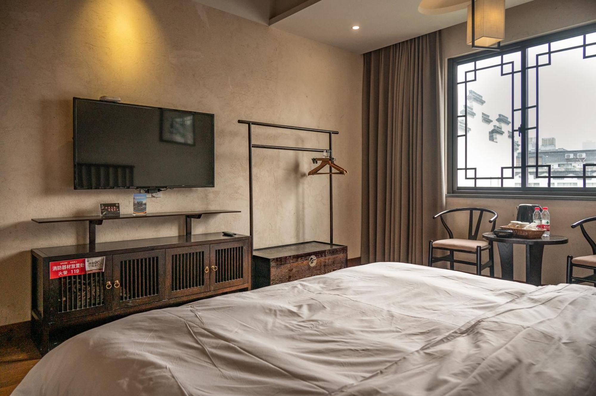 Tingjian Musu Private Soup Design Homestay - South Gate Of Wuzhen Xizha Scenic Area Tongxiang Bagian luar foto